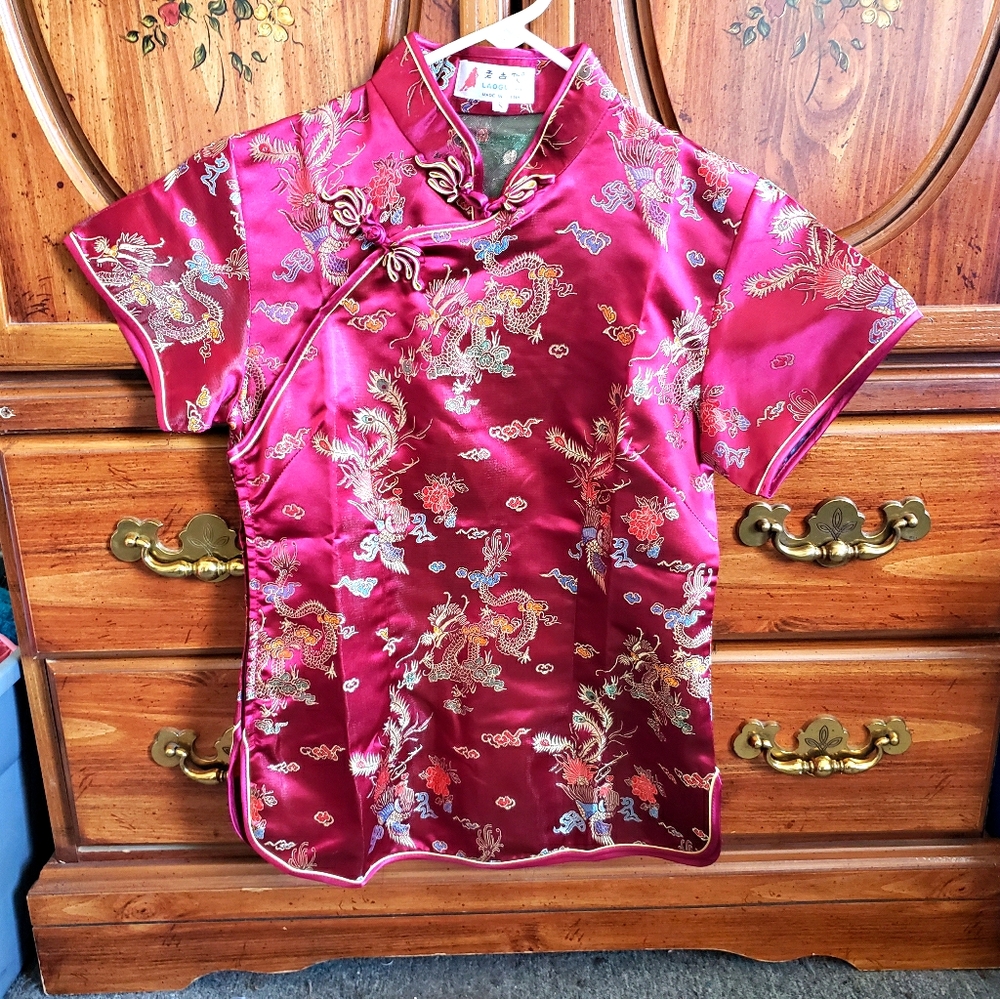 Cheongsam type blouse